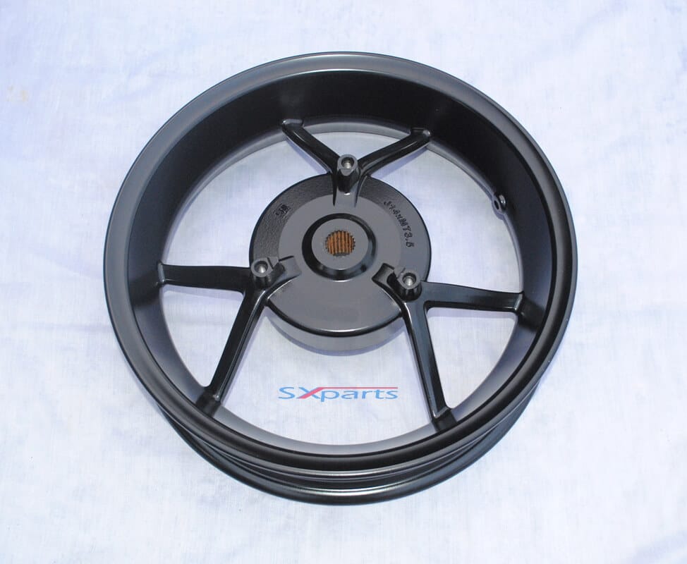 thumbnail image 2 of Yamaha Aerox 50 Rear Brake Disc Kit + Pads - 2011-2018 - RMS / Ferodo, OEM Fdb2062 2 of 4