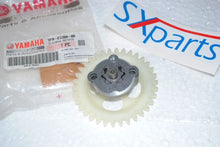 Load image into Gallery viewer, Oil Pump Assy R15 R125 WR125 MT125