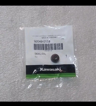 Load image into Gallery viewer, Kawasaki KLX 140 150 Valve Seal